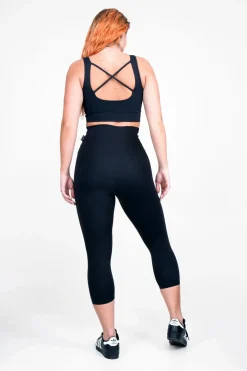 Black Body Contouring - Extra High Waisted Capri Leggings