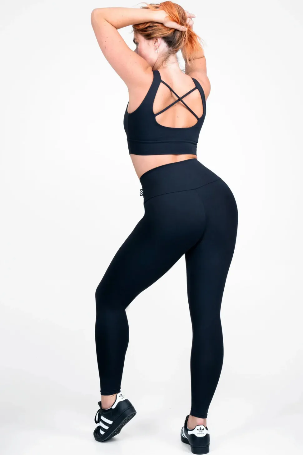 Black Body Contouring - High Waisted Leggings