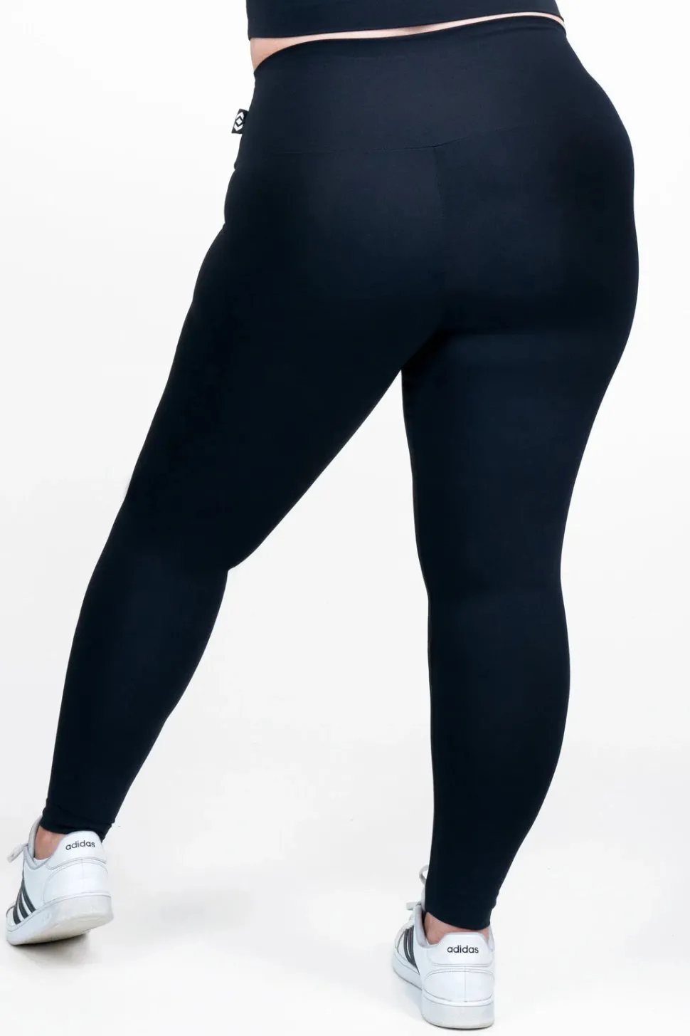 Black Body Contouring - High Waisted Leggings