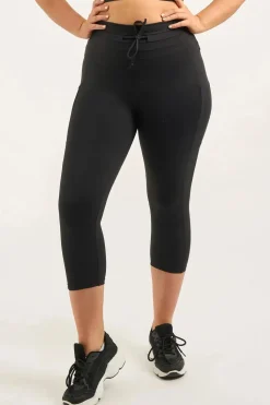 Black Body Contouring - Panel Pocket Drawstring Capri Leggings