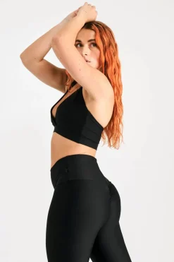 Black Performance - Booty Scrunch High Waisted Capri Leggings