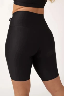 Black Performance - High Waisted Long Shorts