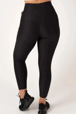 Black Performance - Panel Pocket Extra High Waisted 7/8 Leggings