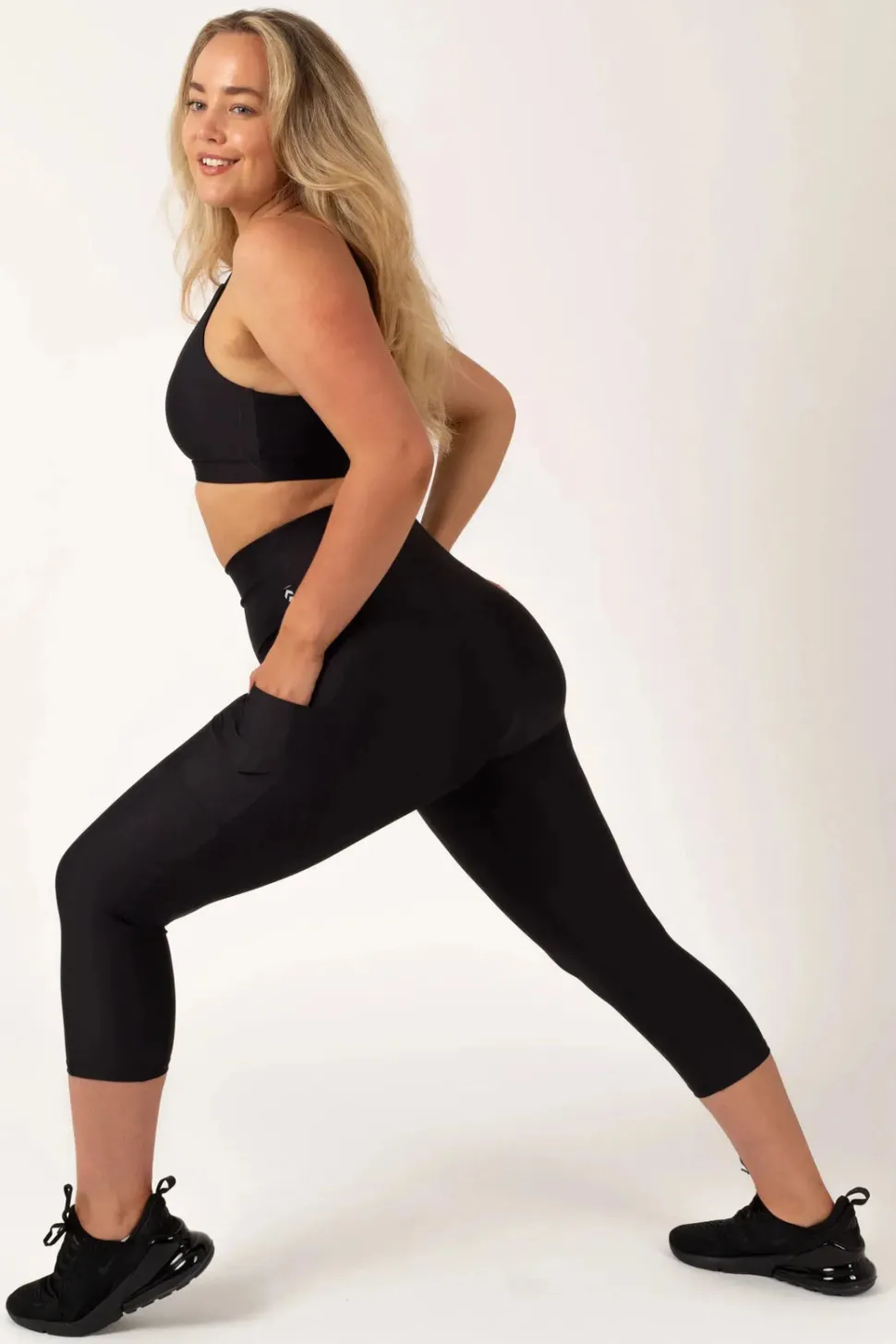 Black Performance - Panel Pocket Extra High Waisted Capri Leggings