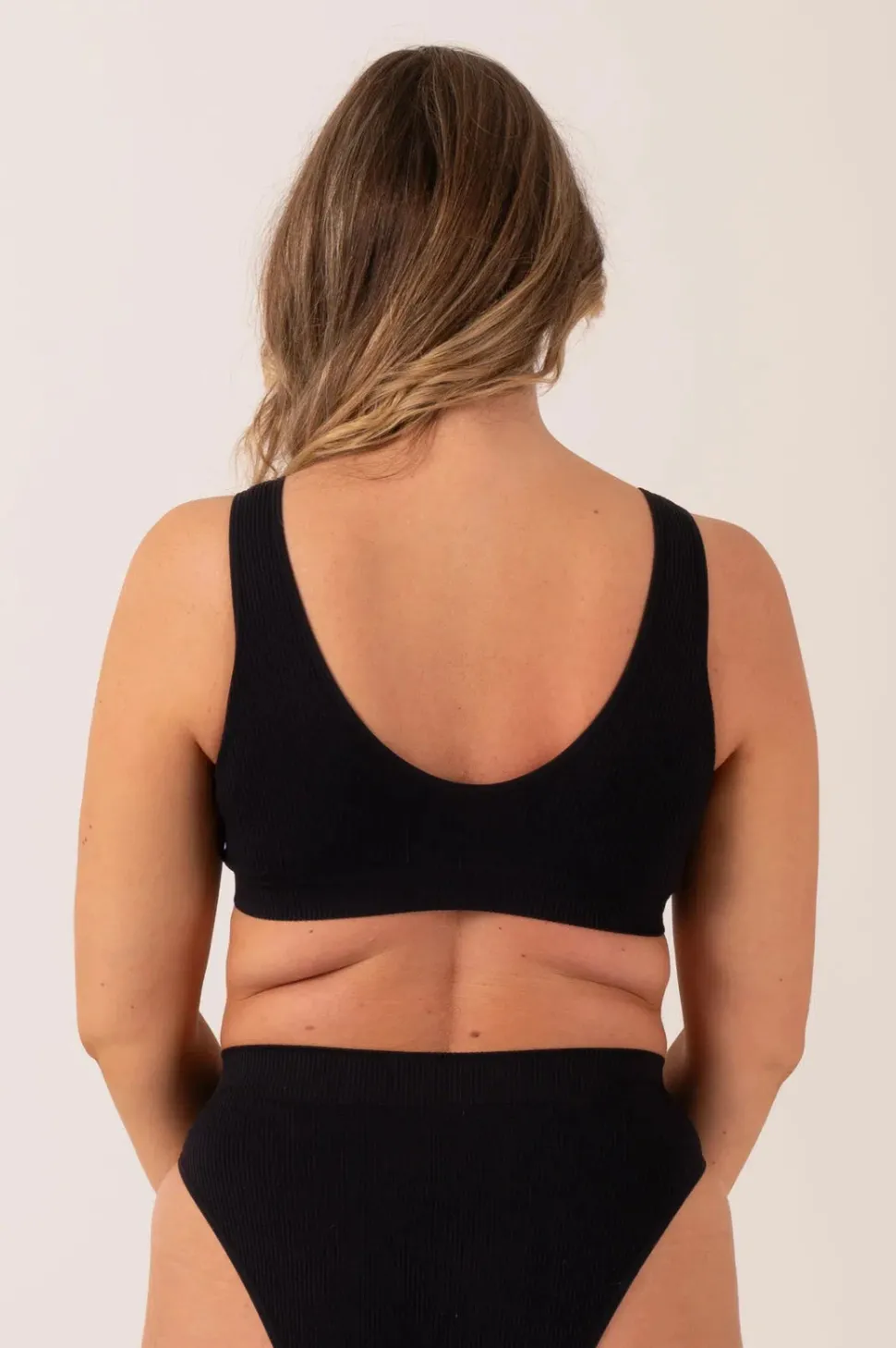 Black Rib Seam Free - Plunge Bralette