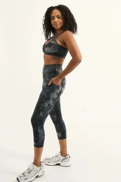 Dark and Moody Tie Dye Body Contouring - Panel Pocket High Waisted Capri Leggings