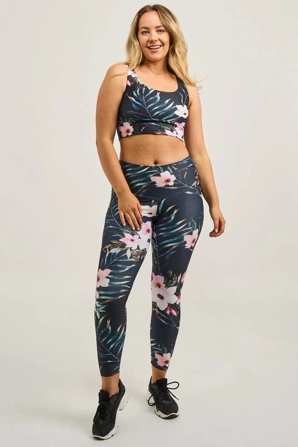 Exotic At Heart Performance - High Waisted 7/8 Leggings