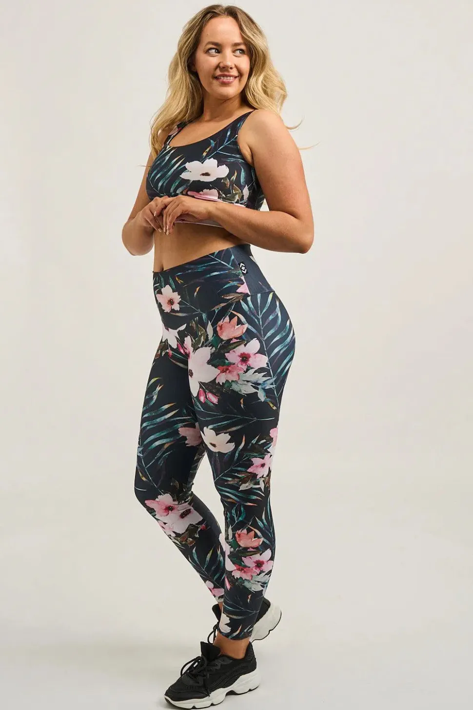 Exotic At Heart Performance - High Waisted Leggings