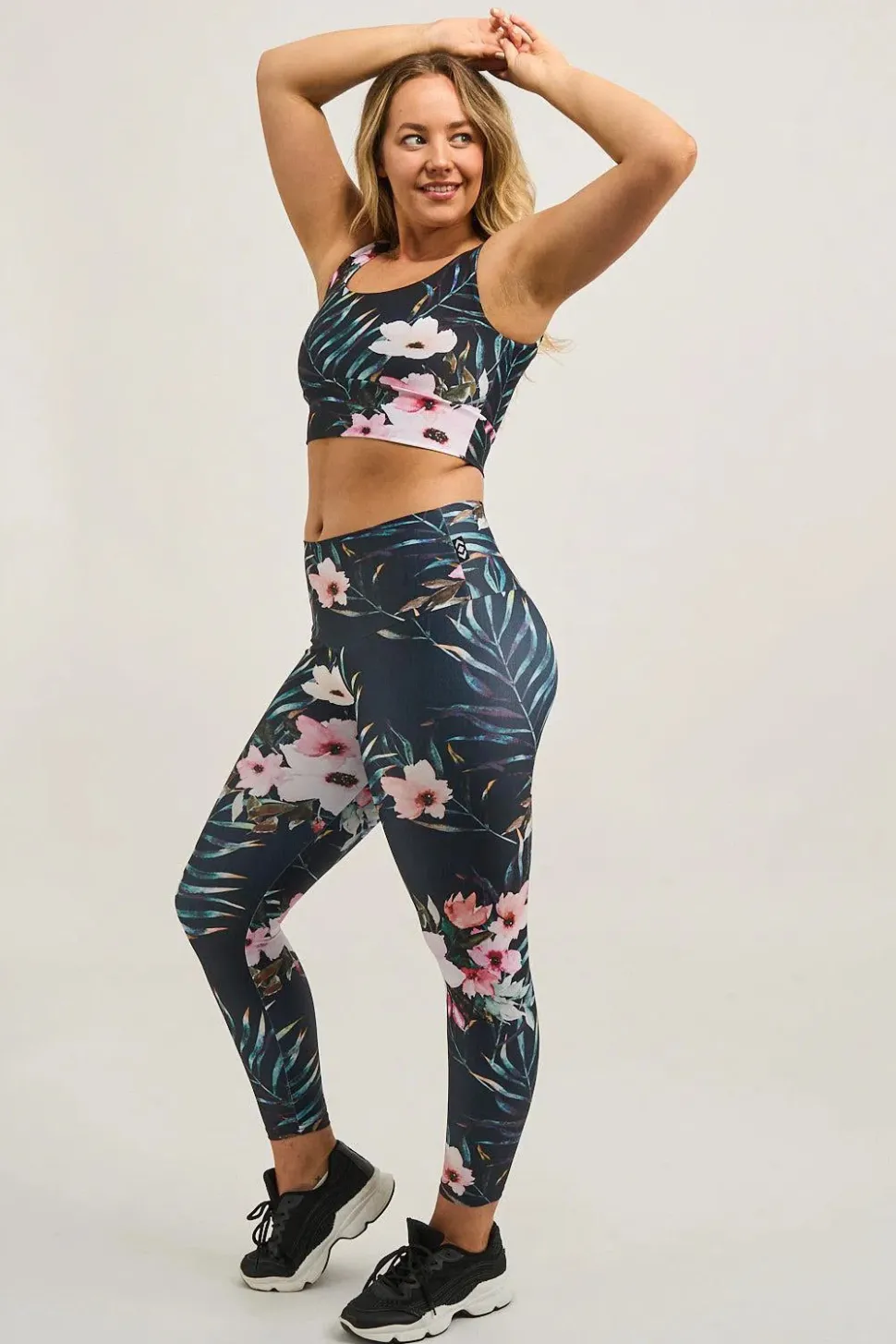 Exotic At Heart Performance - High Waisted 7/8 Leggings