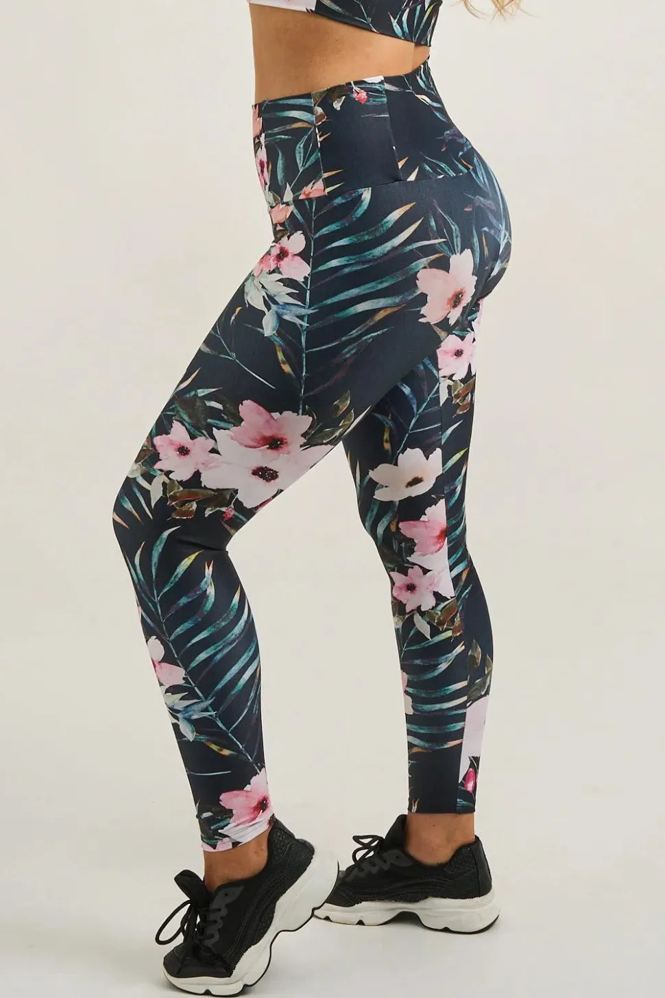 Exotic At Heart Performance - Tummy Control High Waisted Leggings