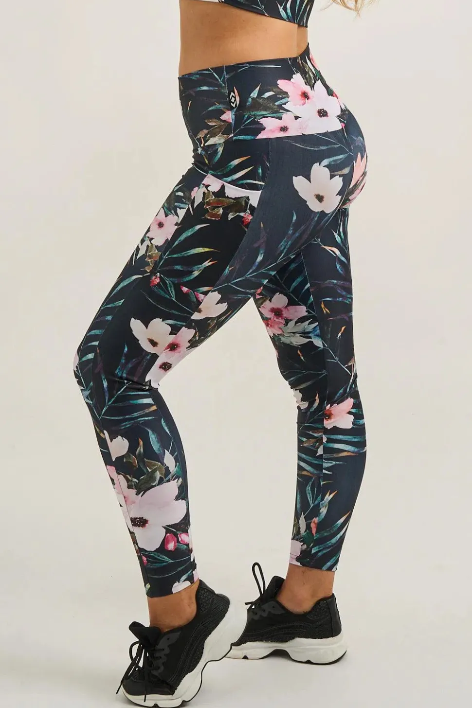 Exotic At Heart Performance - Panel Pocket High Waisted Leggings