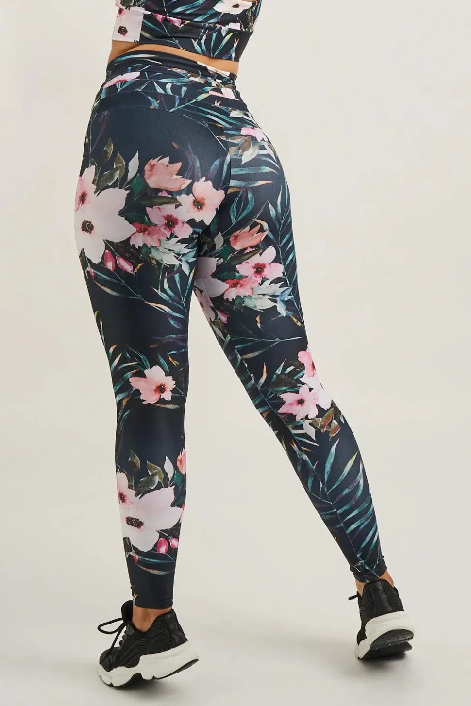 Exotic At Heart Performance - Drawstring High Waisted Leggings