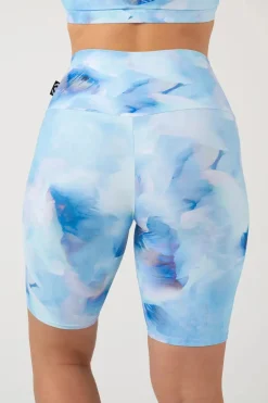 Fluid Performance - High Waisted Long Shorts