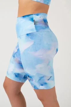 Fluid Performance - High Waisted Long Shorts