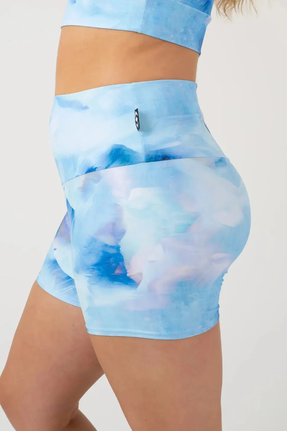 Fluid Performance - High Waisted Booty Shorts