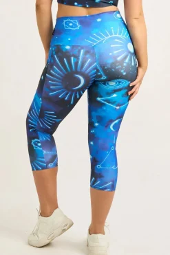 Imagine Nation Performance - Panel Pocket High Waisted Capri Leggings