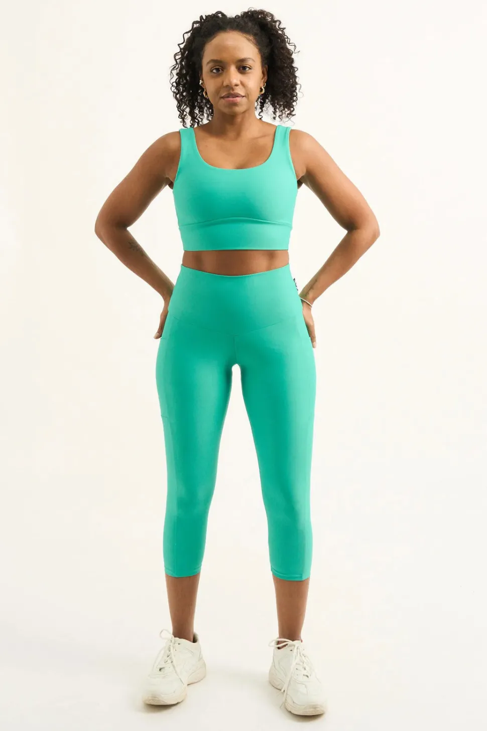 Jade Performance - Panel Pocket High Waisted Capri Leggings