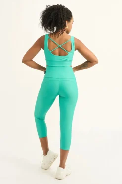 Jade Performance - Pocket Booty Shaper High Waisted Capri Leggings