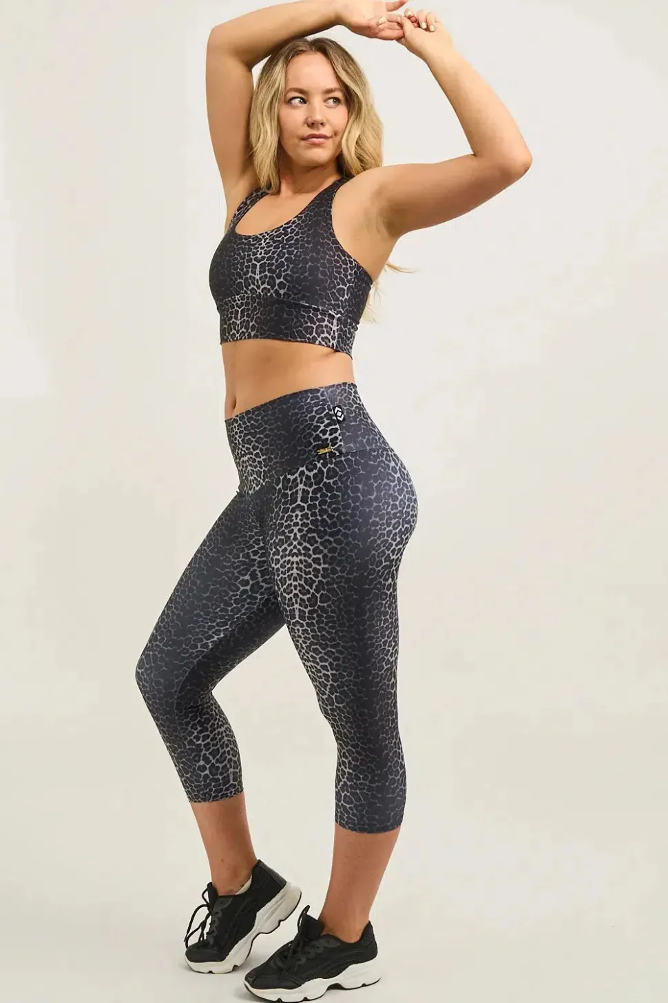 Jag Swag Black Performance - Luxe High Waisted Capri Leggings