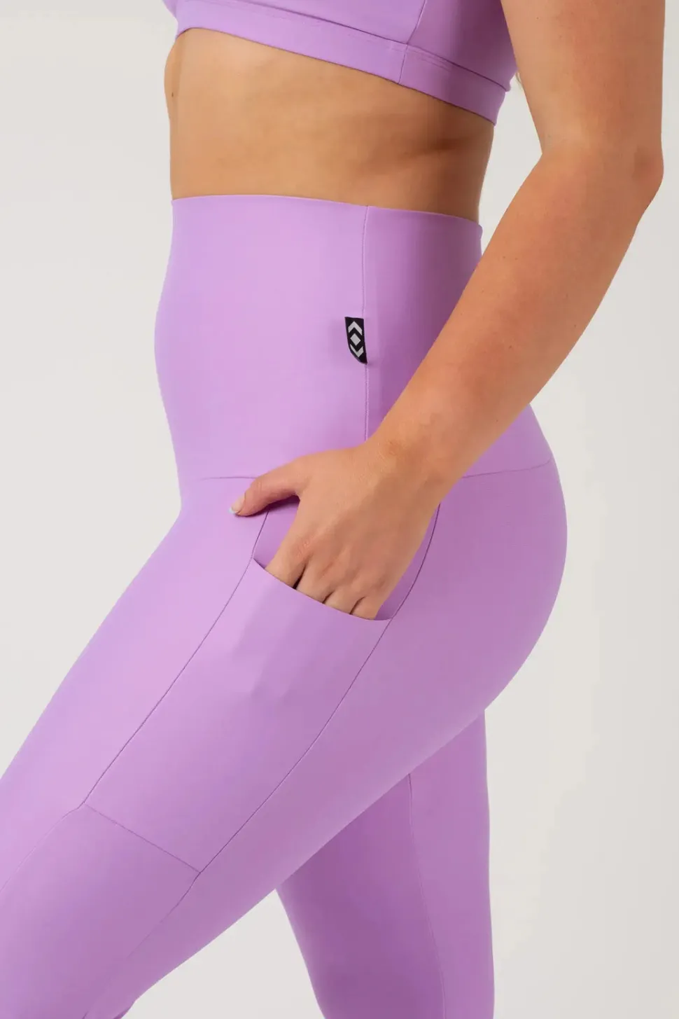 Lilac Performance - Panel Pocket Extra High Waisted Leggings