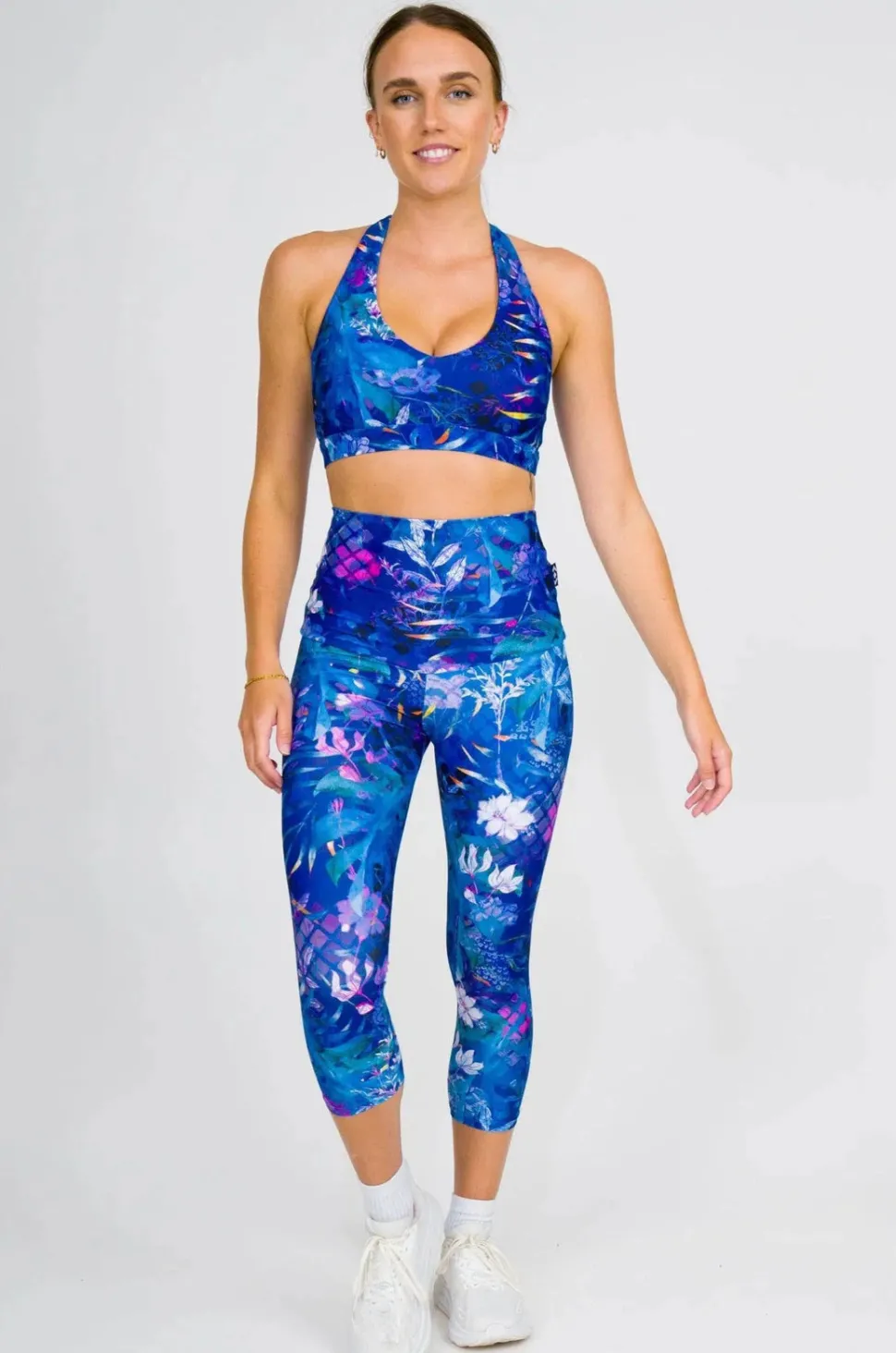Mermaid Mafia Performance - Extra High Waisted Capri Leggings
