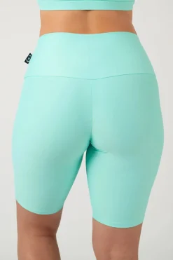 Mint Performance - High Waisted Long Shorts