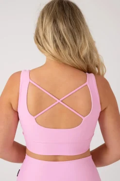 Pastel Pink Performance - Scoop Neck Comfort Crop Top
