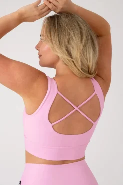 Pastel Pink Performance - Scoop Neck Comfort Crop Top