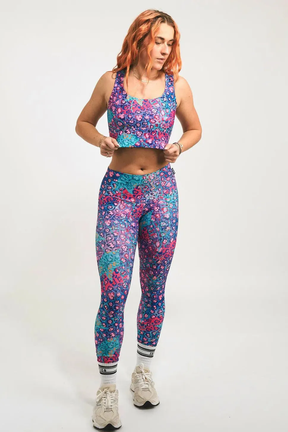 Plant One On Me Performance - Scoop Neck Comfort Crop Top