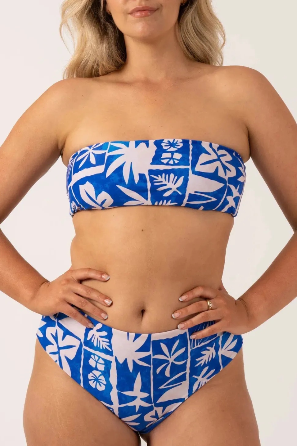 Silky Reversible Bandeau Bow Bikini Top - Blue Tiki