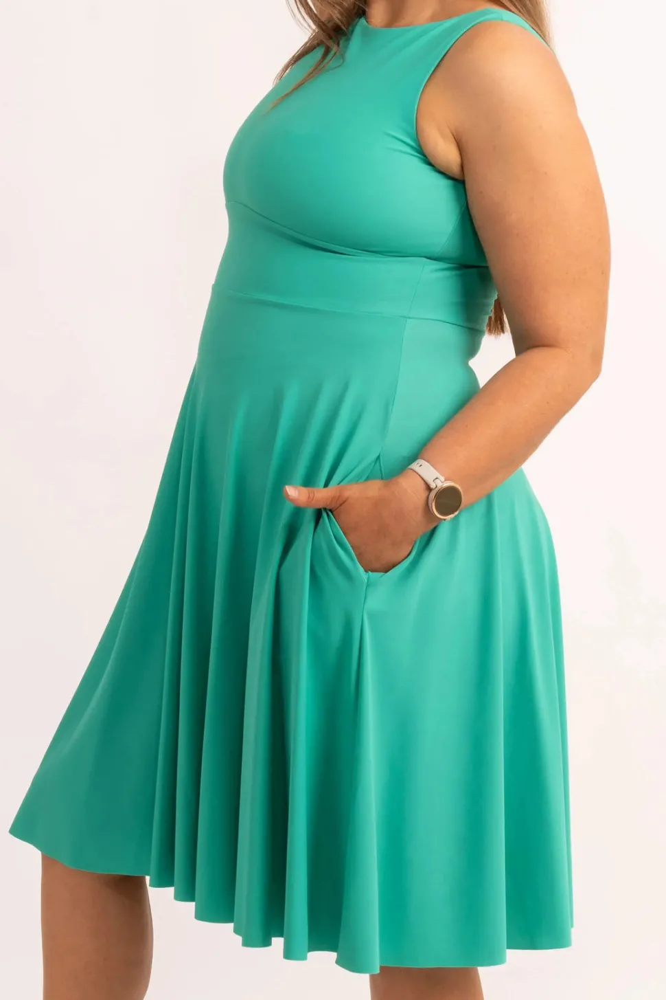 Silky Reversible Comfort Crop Midi Dress W/ Pockets - Jade