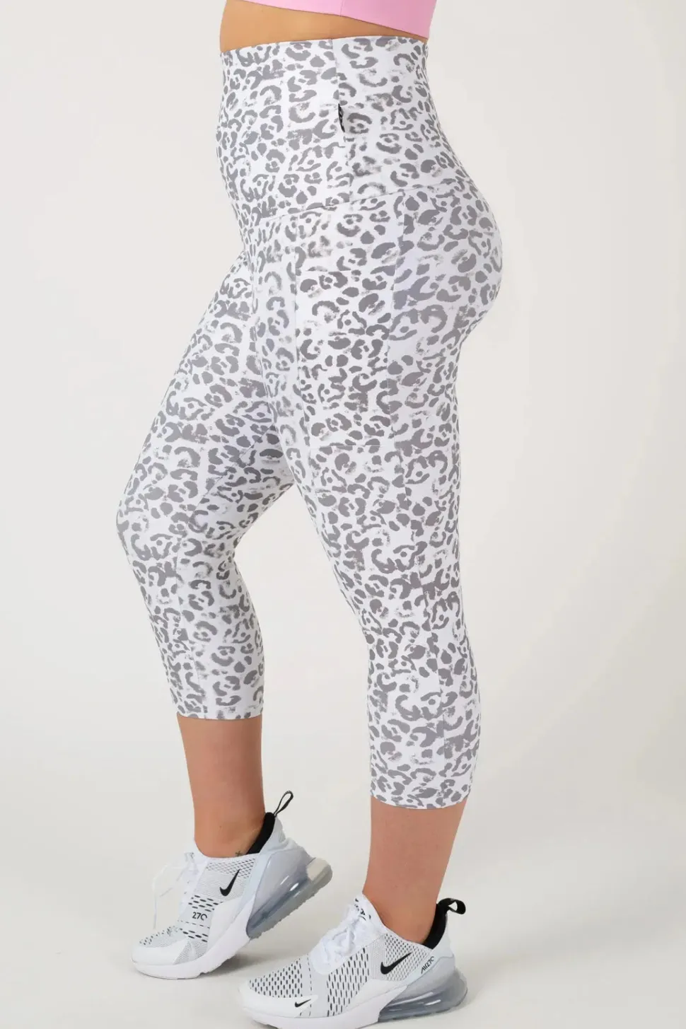 Snow Jag Performance - Panel Pocket Extra High Waisted Capri Leggings