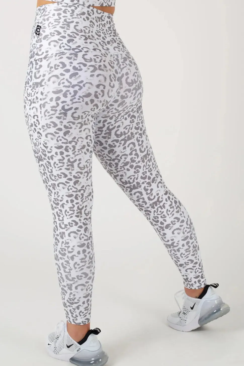 Snow Jag Performance - Panel Pocket Extra High Waisted Leggings