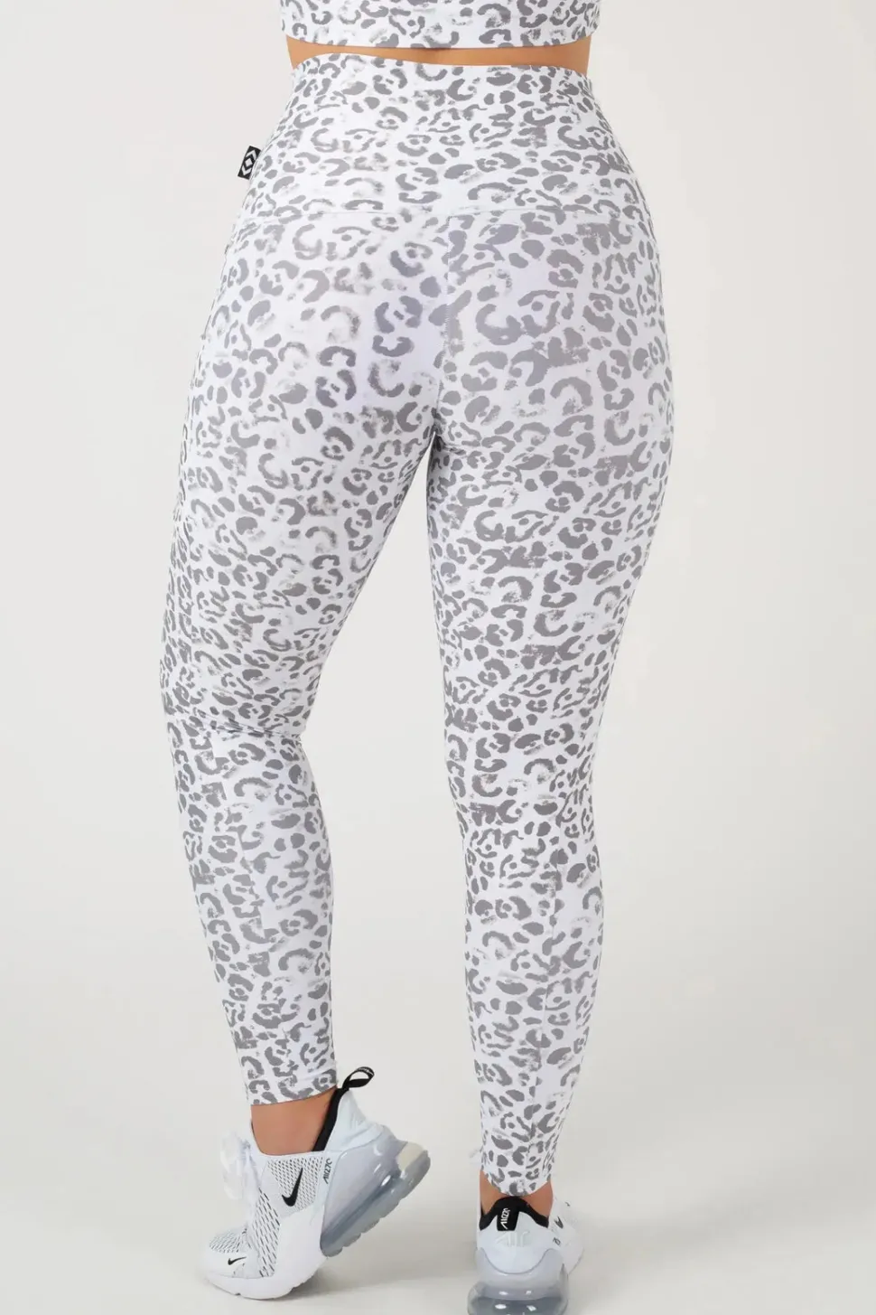 Snow Jag Performance - Panel Pocket Extra High Waisted Leggings