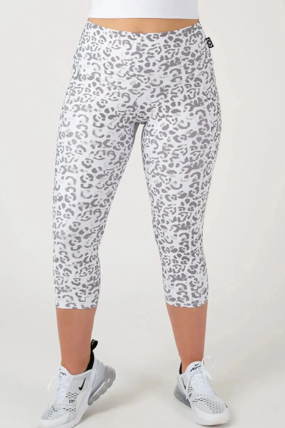 Snow Jag Performance - Panel Pocket High Waisted Capri Leggings