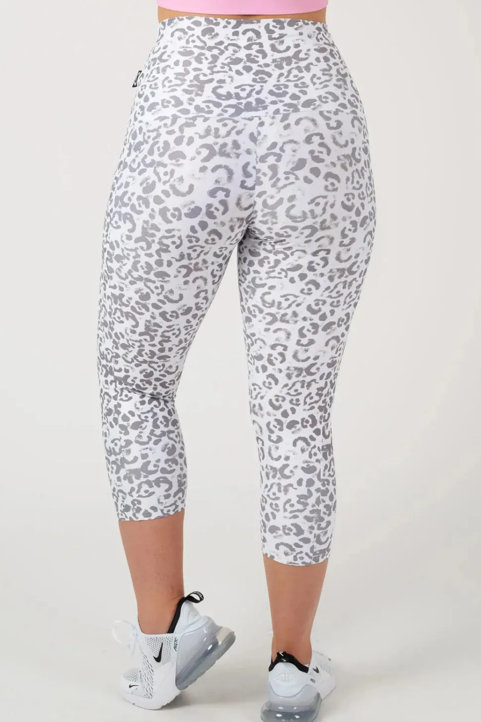 Snow Jag Performance - Panel Pocket Extra High Waisted Capri Leggings