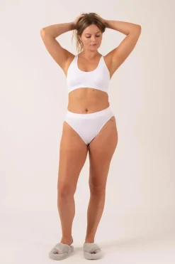 White Rib Seam Free - Strappy Cross Over Bralette